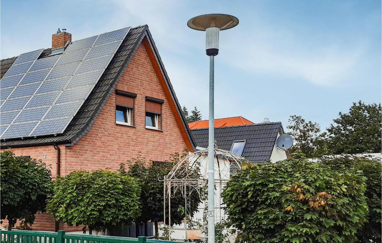 3 Bedroom Beautiful Home In Neubrandenburg Zewnętrze zdjęcie