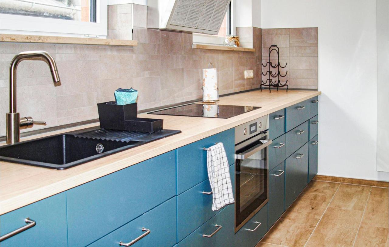 3 Bedroom Beautiful Home In Neubrandenburg Zewnętrze zdjęcie